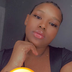 Meet your Posher, Aminata